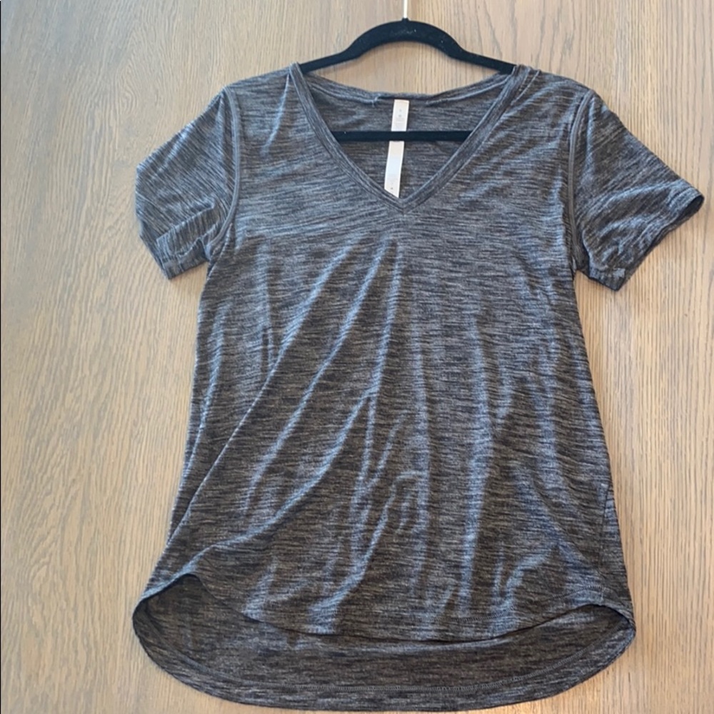 Lululemon T-shirt Size 8